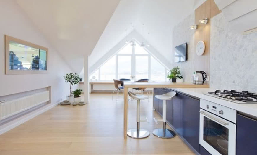 Jak zapewnić wysoki komfort mieszkania na poddaszu?